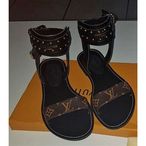 louis vuitton sandaaltes